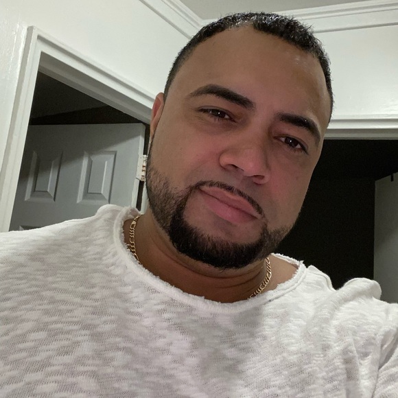 Meet your Posher, Emilio - Picture 1 of 1